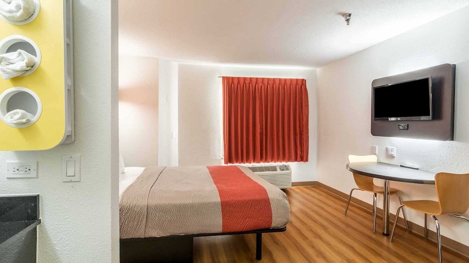 Motel 6 Harvey, IL, Harvey, Harvey