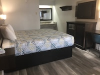 Motel 6 Burnsville, MN