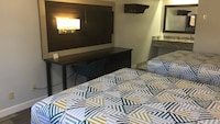 Motel 6 Burnsville, MN