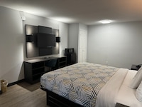 Motel 6 Huntsville, AL - University Dr