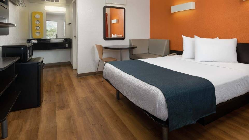 Motel 6 Carpinteria, CA - Santa Barbara - North, Carpinteria, Carpinteria