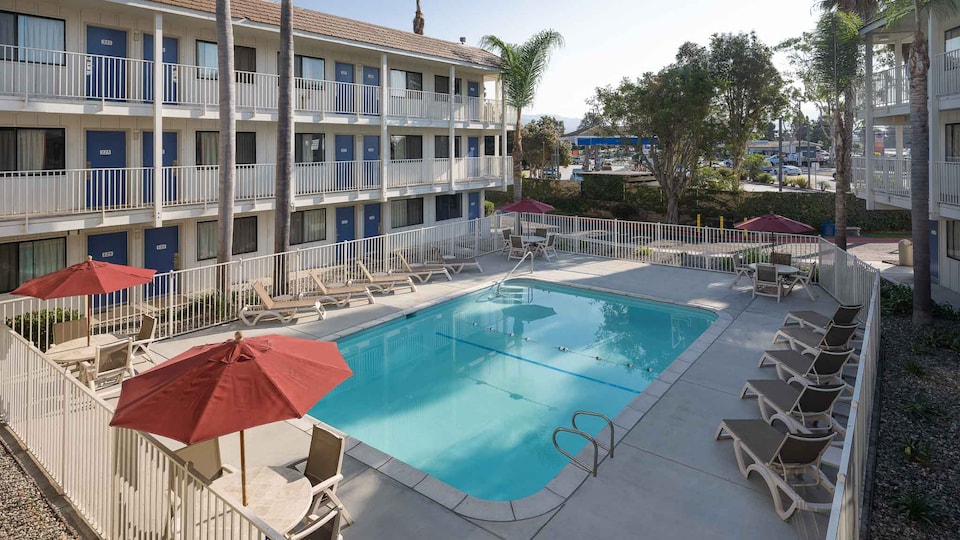 Motel 6 Carpinteria, CA - Santa Barbara - North, Carpinteria, Carpinteria
