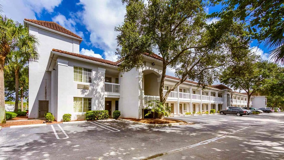 Studio 6 Coral Springs, FL - Fort  Lauderdale, Coral Springs, Coral Springs