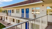Motel 6 Phoenix, AZ - North Bell Road