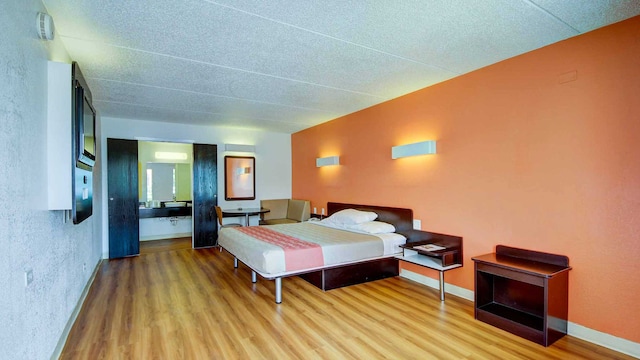 1 King Bed | ADA/RI Shower