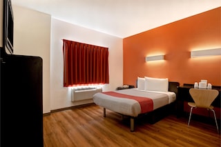 Motel 6 San Antonio, TX - Downtown - Market Square