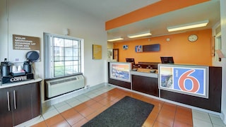 Motel 6 San Antonio, TX - Downtown - Market Square