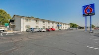 Motel 6 Wichita, KS