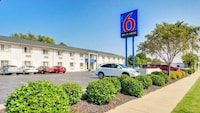 Motel 6 Wichita, KS