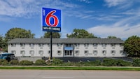 Motel 6 Wichita, KS