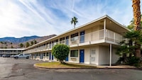Motel 6 Palm Springs, CA - East - Palm Canyon