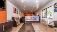 Motel 6 Palm Springs, CA - East - Palm Canyon