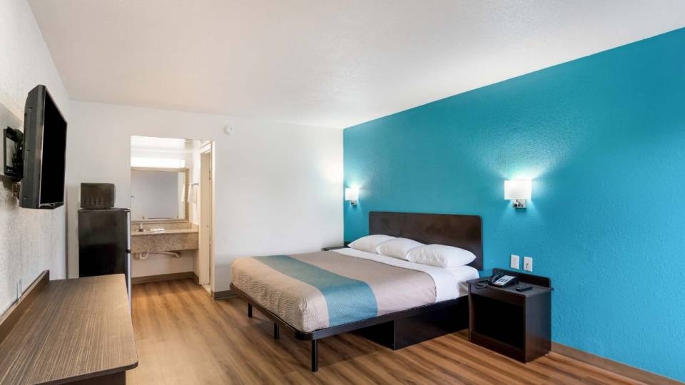 Motel 6 Lexington, KY - Airport, C40324, Lexington