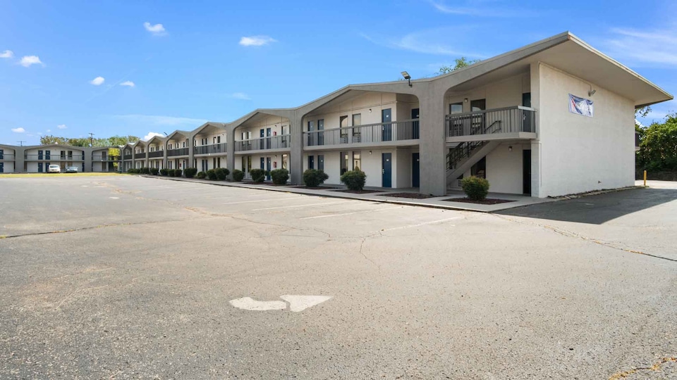 Motel 6 Lexington, KY - Airport, C40324, Lexington