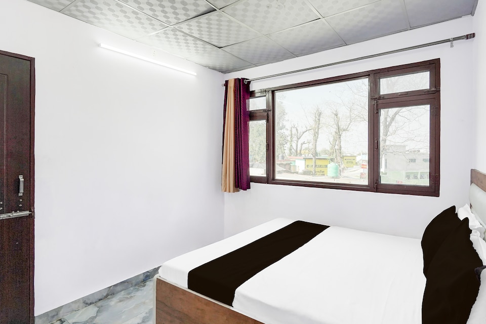 Hotel O Riyansh Restaurant and hotel, Chakrata Road Dehradun, Dehradun