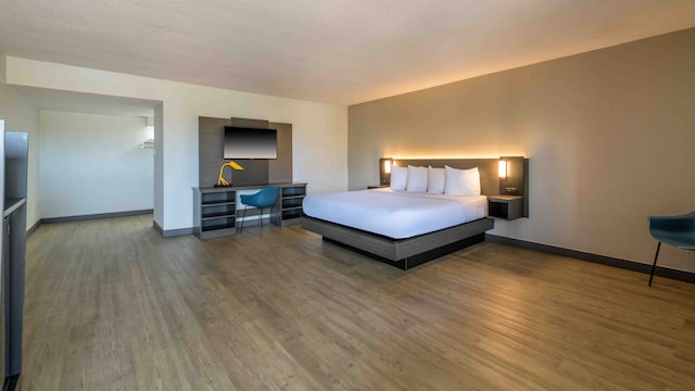 1 King Bed | Suite, Non-Smoking, Micfridge