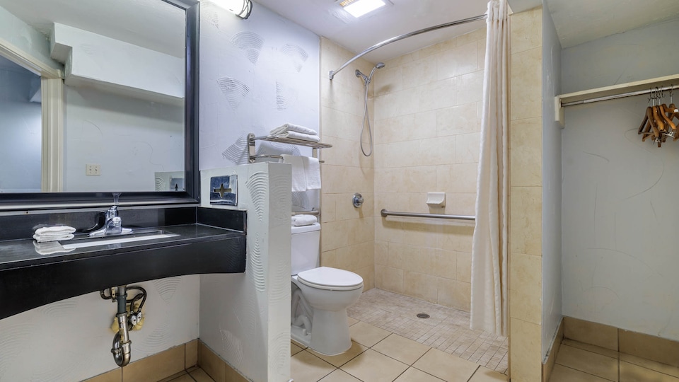 Studio 6 Suites Dallas, TX - Downtown, C75204, Dallas