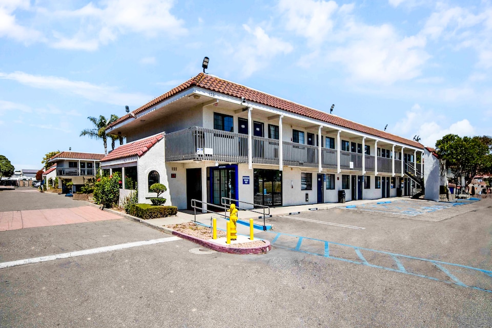 Motel 6 Lompoc, CA, LOMPOC, LOMPOC