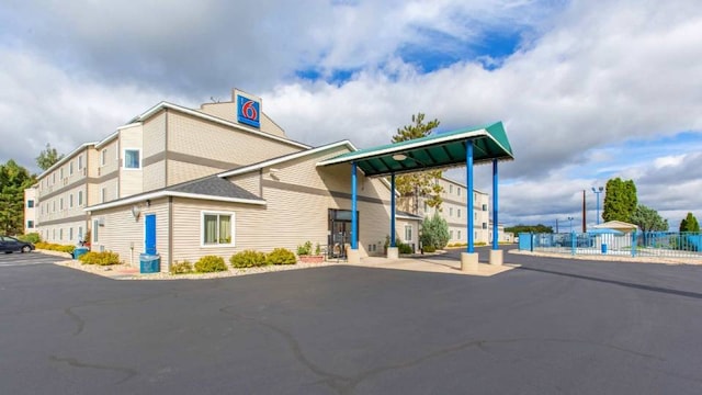 Motel 6 Baraboo, WI - Lake Delton