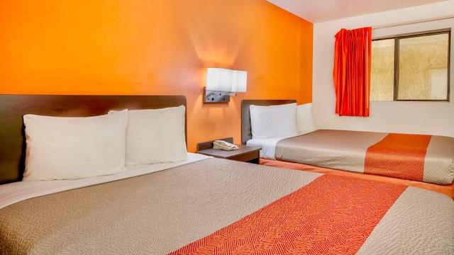 2 Queen Beds | Mobility Accessible Tub Nsmk