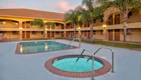Motel 6 Santa Nella, CA - Los Banos