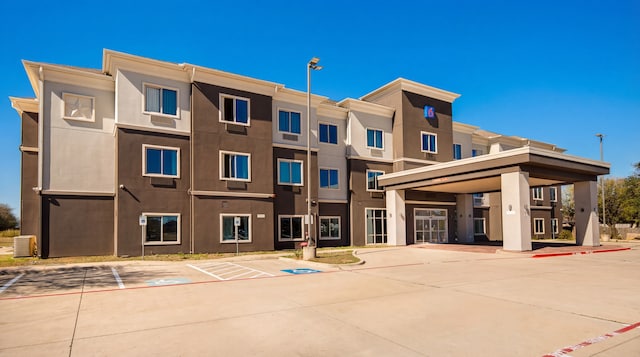 Motel 6 Fort Worth, TX – I-35 & I-20