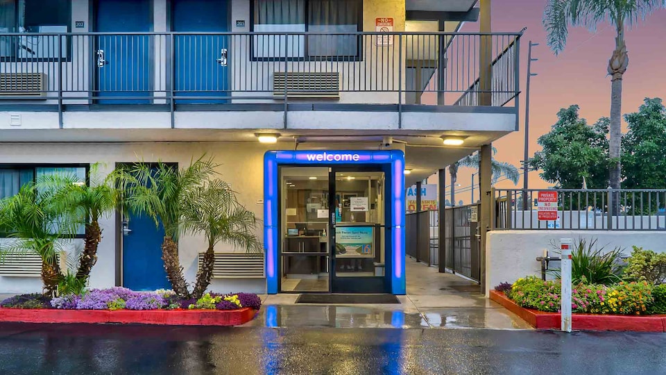 Motel 6 El Monte, CA - Los Angeles, El Monte, El Monte