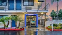 Motel 6 El Monte, CA - Los Angeles