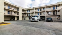 Motel 6 Bell Gardens, CA - Los Angeles