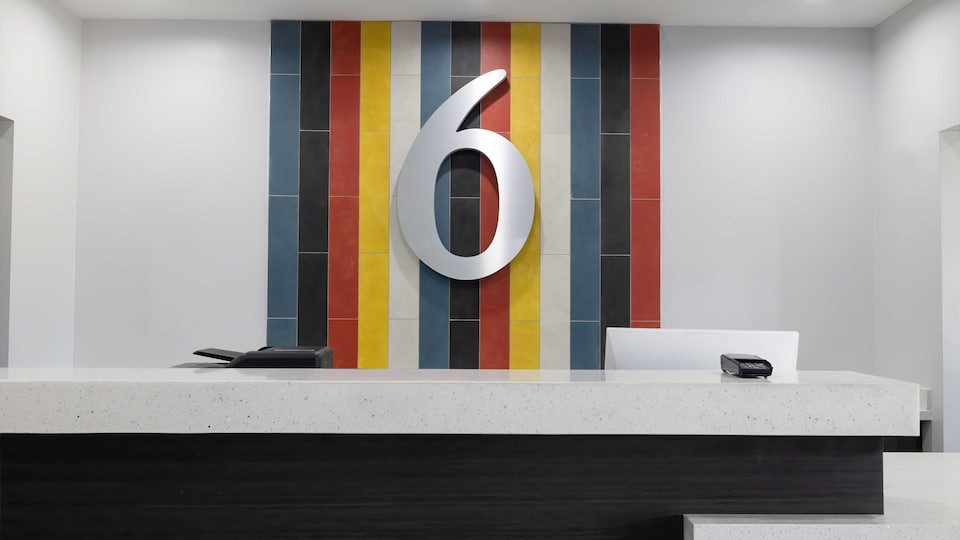 Motel 6 Lake Charles, LA, C70601, Lake-Charles