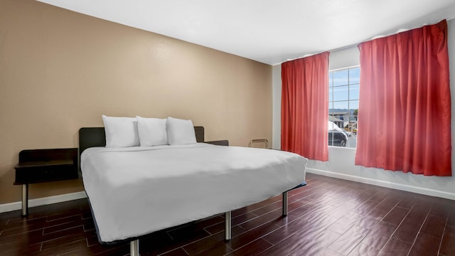 1 King Bed | Non-Smoking, Micfridge