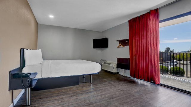 1 King Bed | Nsmk, Balcony, Micfridge, Sofa-Bed