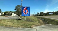 Motel 6 La Place, LA