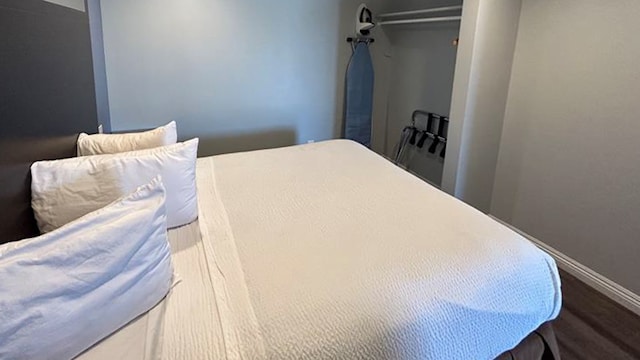 1 King Bed | Mob Acc RI Shwr Nsmk Micfridg