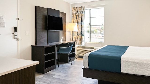 1 King Bed | Mobil Access Tub Nsmk Kitchen