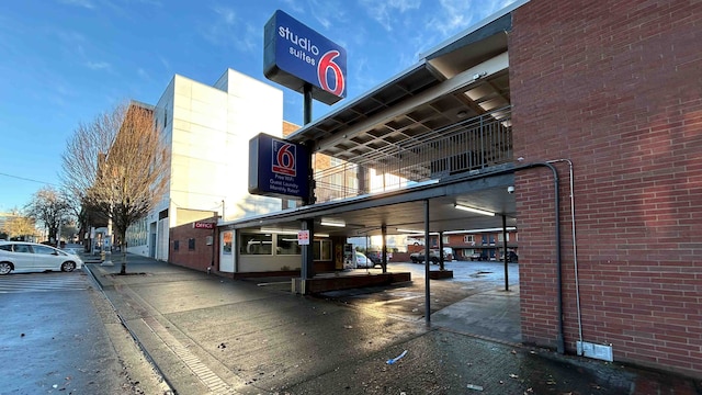 Studio 6 Suites Vancouver, WA - Waterfront