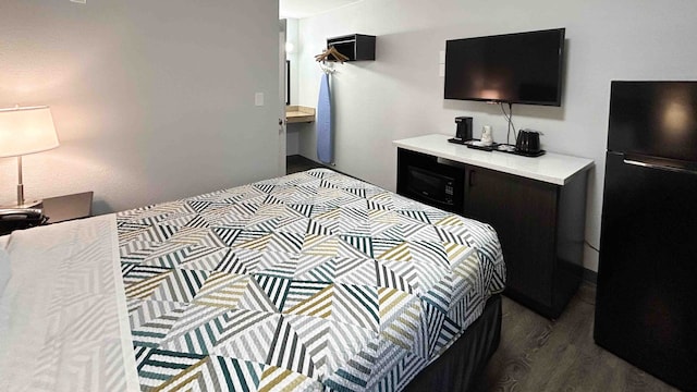 1 CAMA QUEEN | FUMADORES, MICROONDAS