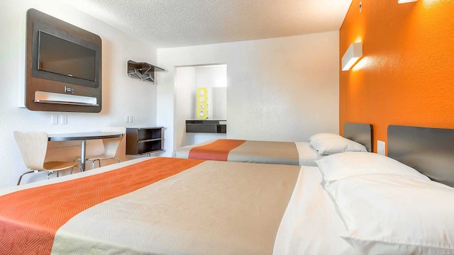 2 Full Beds | Mini Fridge