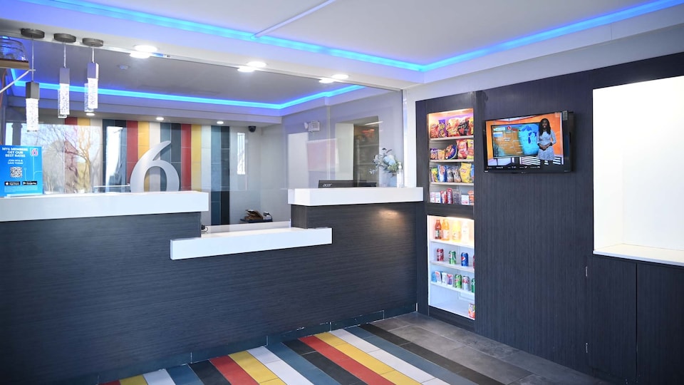 Motel 6 Little Rock, AR - West, C72015, Little Rock AR