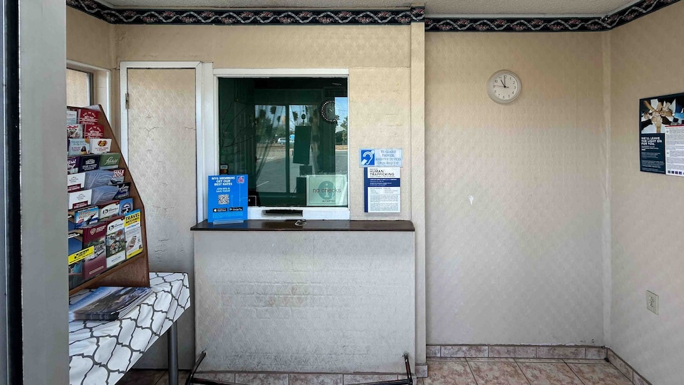 Motel 6 Selma, CA, Selma_g6, Selma