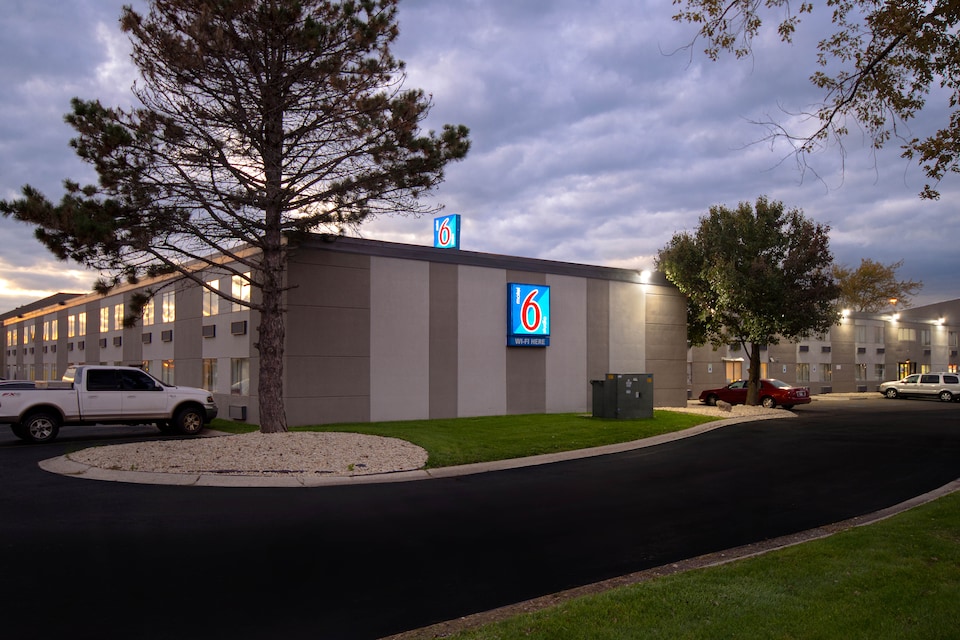 Motel 6 Merrillville, IN, MERRILLVILLE_2, MERRILLVILLE