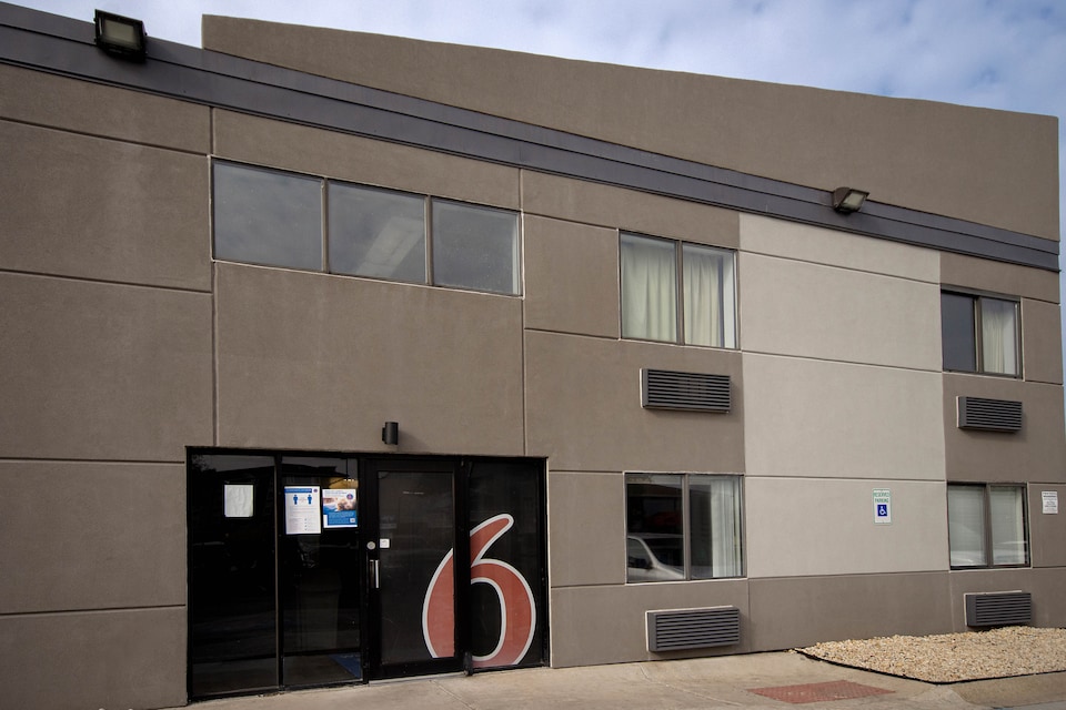 Motel 6 Merrillville, IN, MERRILLVILLE_2, MERRILLVILLE