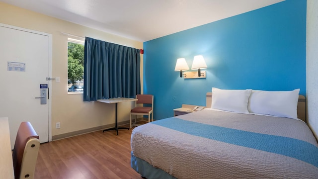 1 Queen Bed | Non-Smoking