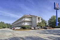 Motel 6 New Cumberland, PA - Harrisburg - Hershey South