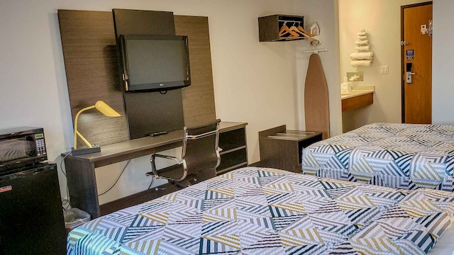 2 Full Beds | Non-Smoking, Micfridge