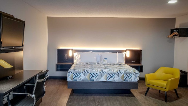 1 King Bed | Non-Smoking, Micfridge