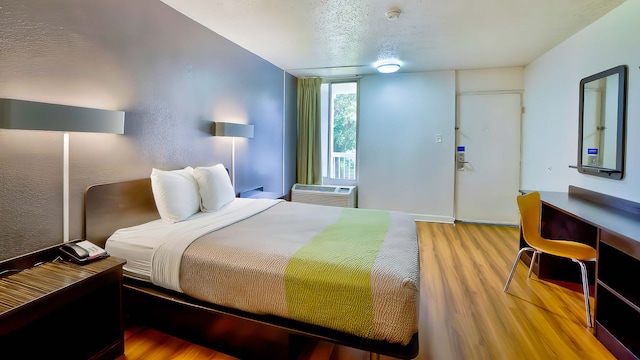 1 Queen Bed | Non-Smoking, Kitchen