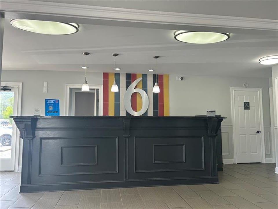 Studio 6 Suites Chattanooga, TN - Lookout Mtn., C37347, Chattanooga