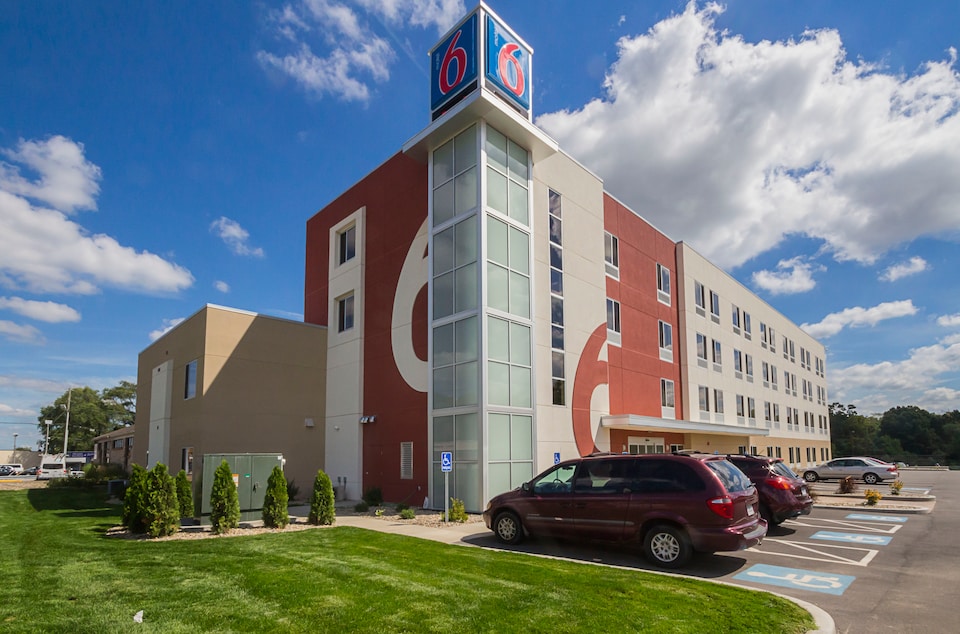 Motel 6 South Bend, IN - Mishawaka, Roseland, Roseland