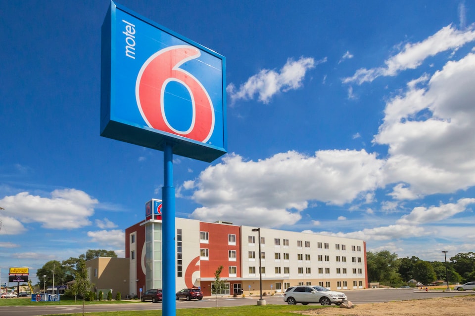 Motel 6 South Bend, IN - Mishawaka, Roseland, Roseland